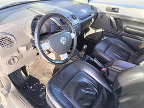 Volkswagen New Beetle