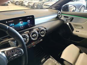 Mercedes-Benz CLA 35 AMG