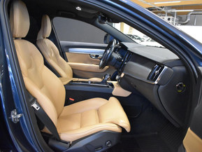 Volvo V90 Cross Country