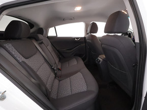 Hyundai Ioniq Plug-In