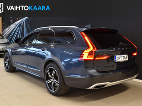 Volvo V90 Cross Country