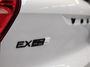 Volvo EX40