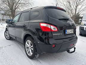 Nissan Qashqai+2