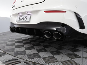 Mercedes-Benz CLA 45 AMG