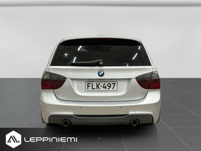 BMW 335