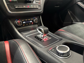 Mercedes-Benz CLA 45 AMG