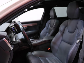 Volvo V90 Cross Country