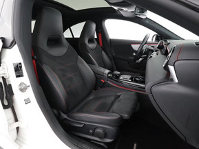 Mercedes-Benz CLA 45 AMG