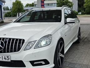 Mercedes-Benz E