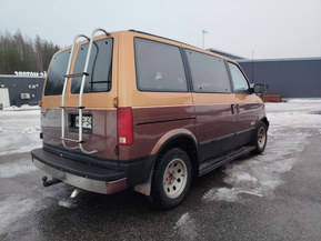 Chevrolet Astro