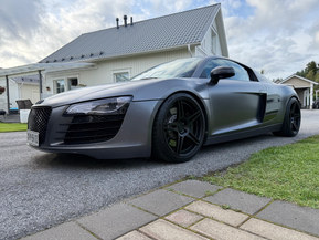 Audi R8