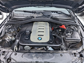 BMW 525
