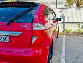 Honda FR-V