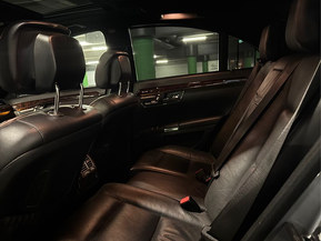 Mercedes-Benz S