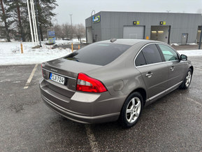 Volvo S80