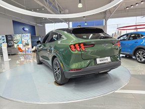 Ford Mustang Mach-E
