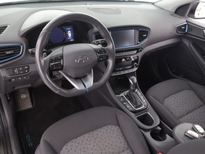 Hyundai Ioniq Plug-In