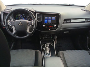 Mitsubishi Outlander PHEV
