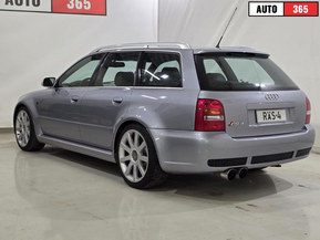 Audi RS4