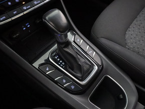 Hyundai Ioniq Plug-In