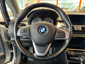 BMW 225