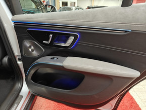 Mercedes-Benz EQS SUV