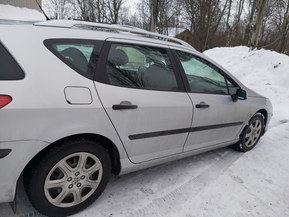 Peugeot 407