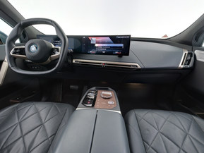 BMW iX M60