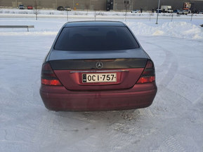 Mercedes-Benz E