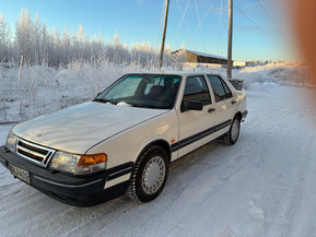 Saab 9000