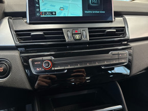 BMW 225