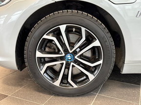 BMW 225