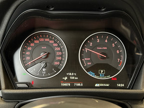 BMW 225
