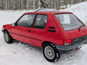 Peugeot 205