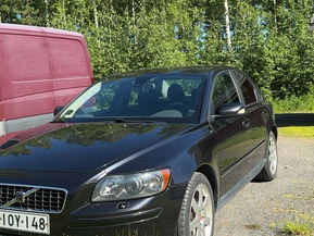 Volvo S40