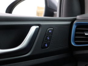 Hyundai Ioniq Plug-In