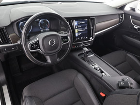 Volvo V90 Cross Country