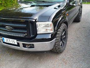 Ford Excursion