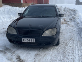 Mercedes-Benz S