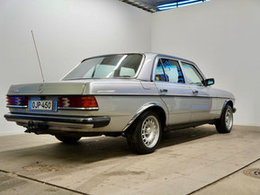 Mercedes-Benz 280