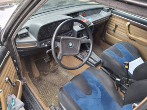 BMW 528