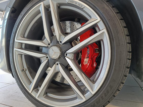 Mercedes-Benz E 63 AMG