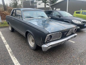 Plymouth Valiant
