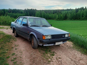 Toyota Carina