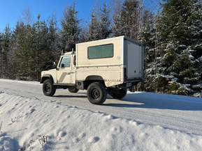 Land Rover Defender