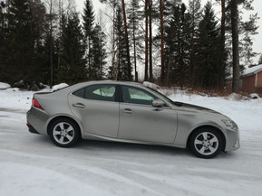 Lexus IS