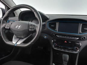 Hyundai Ioniq Plug-In