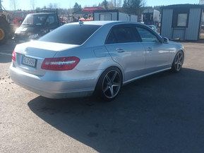 Mercedes-Benz E