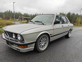 BMW 520