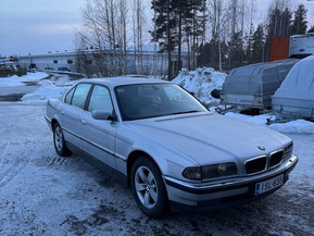 BMW 728